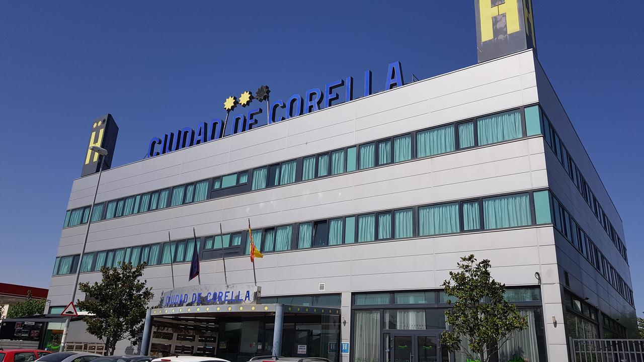 Hotel Ciudad De Корелья Экстерьер фото